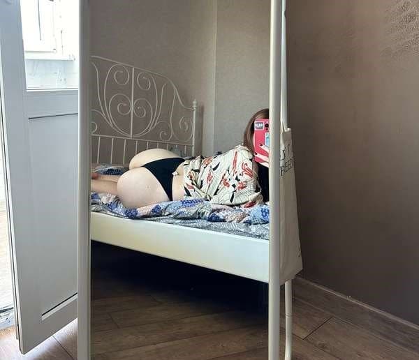 Petite salope belle chatte