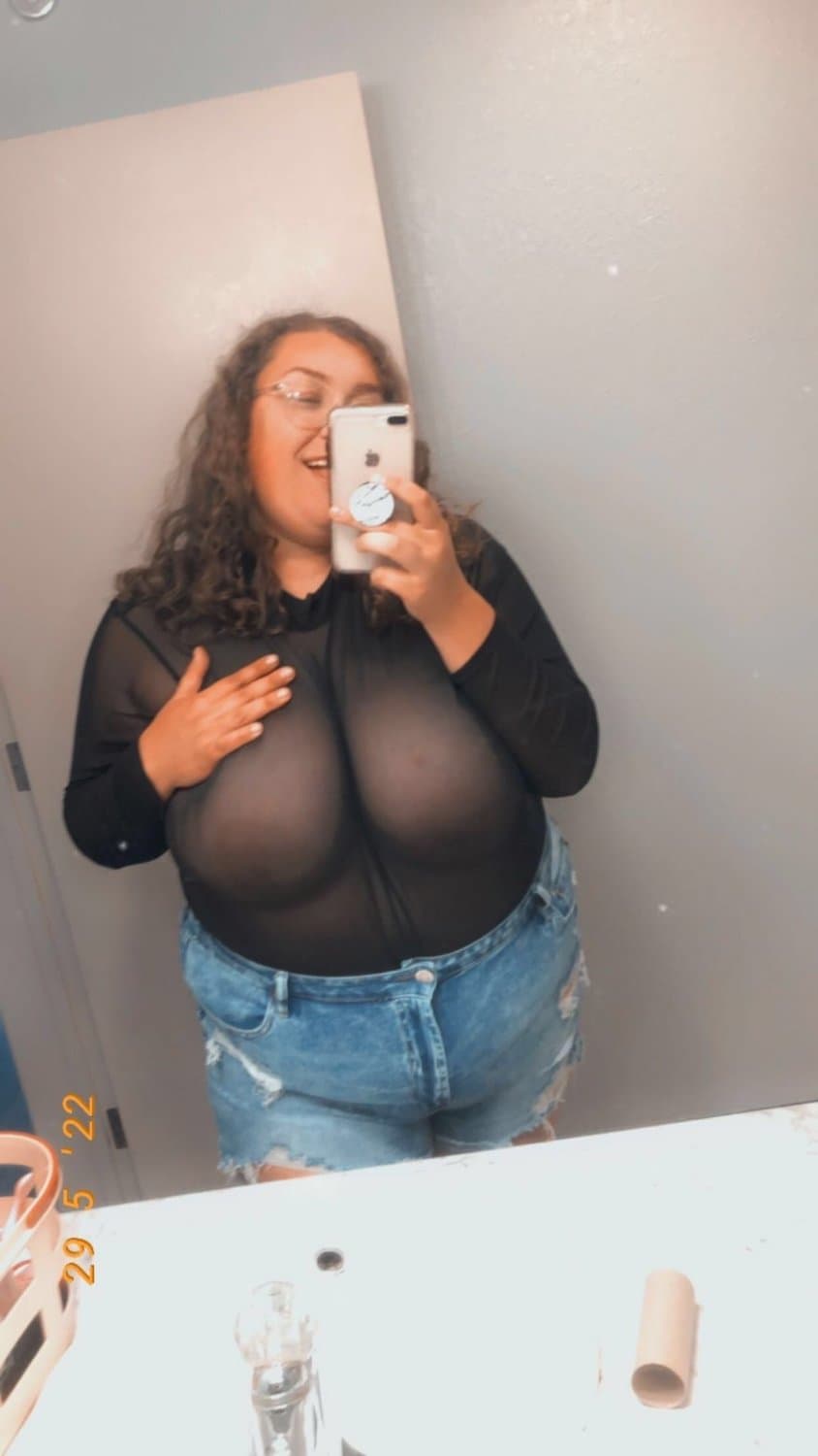 this fat piggy with a leaking cunt wants to become a famous webslut. make her famous