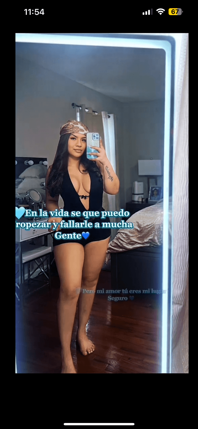 Sexy Maria has fun time while she’s partying