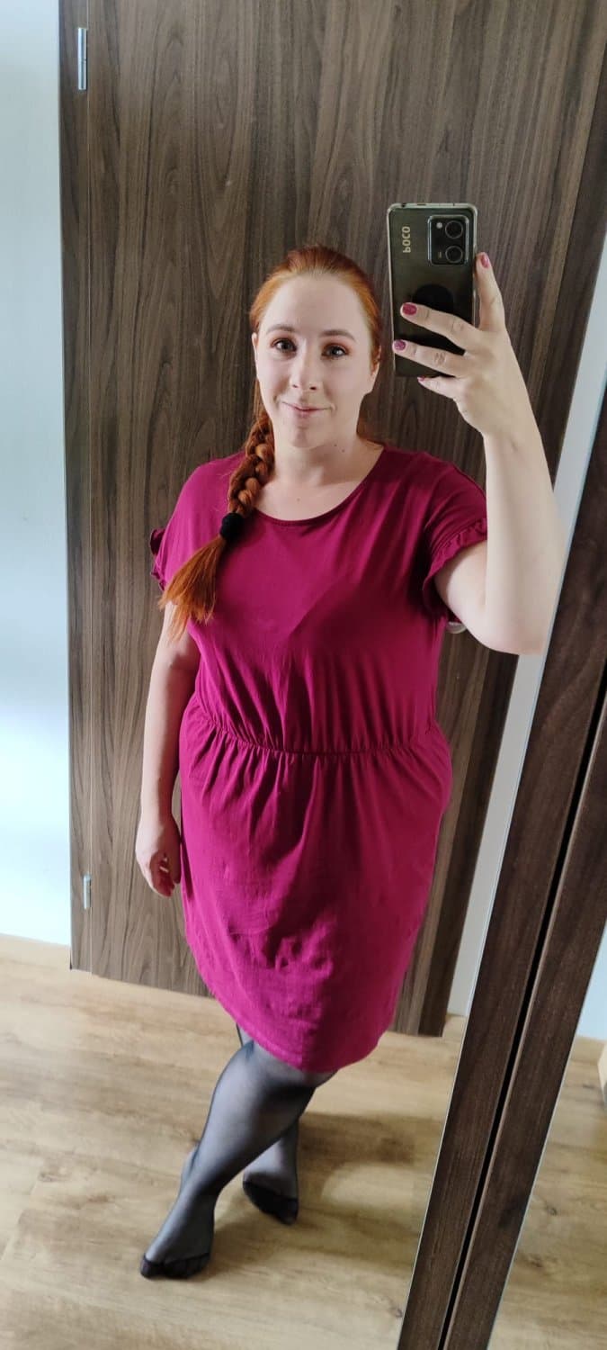 ?Horny 20y bbw slut need some love ?