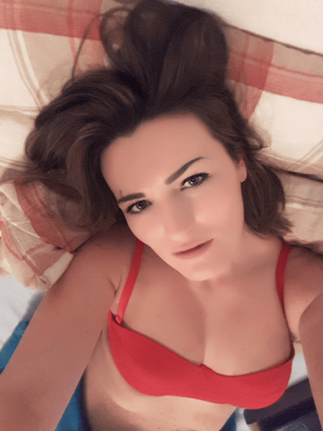 German Hotline wirh nice body