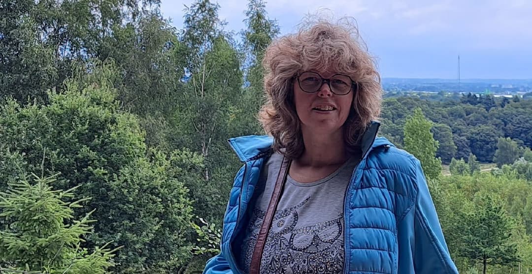 Johanna a married and cheating Dutch slut to use and fuck who loves gangbangs and cumdumps