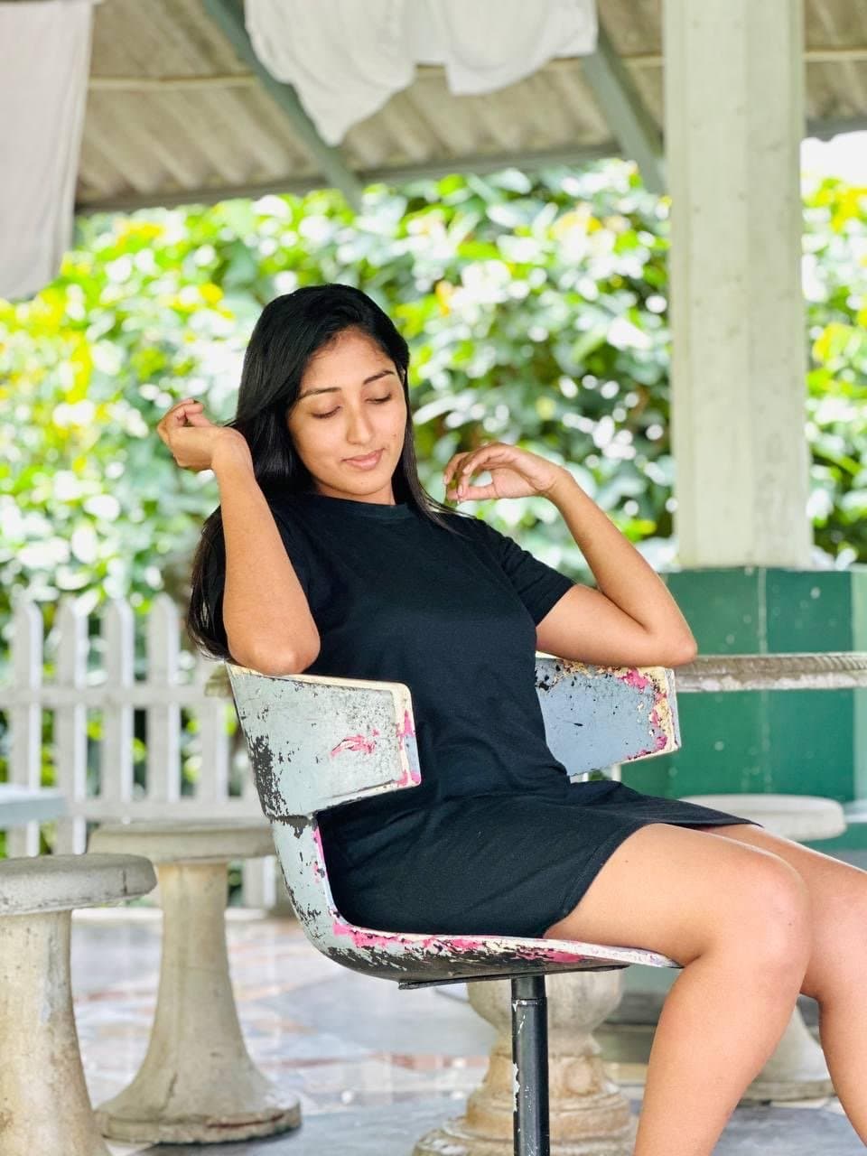 Sinhala hot girl punishment xxx witb boy friend