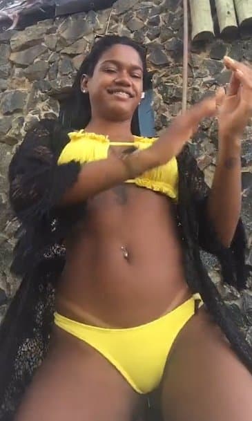 Laine Silva pretinha du bucetão