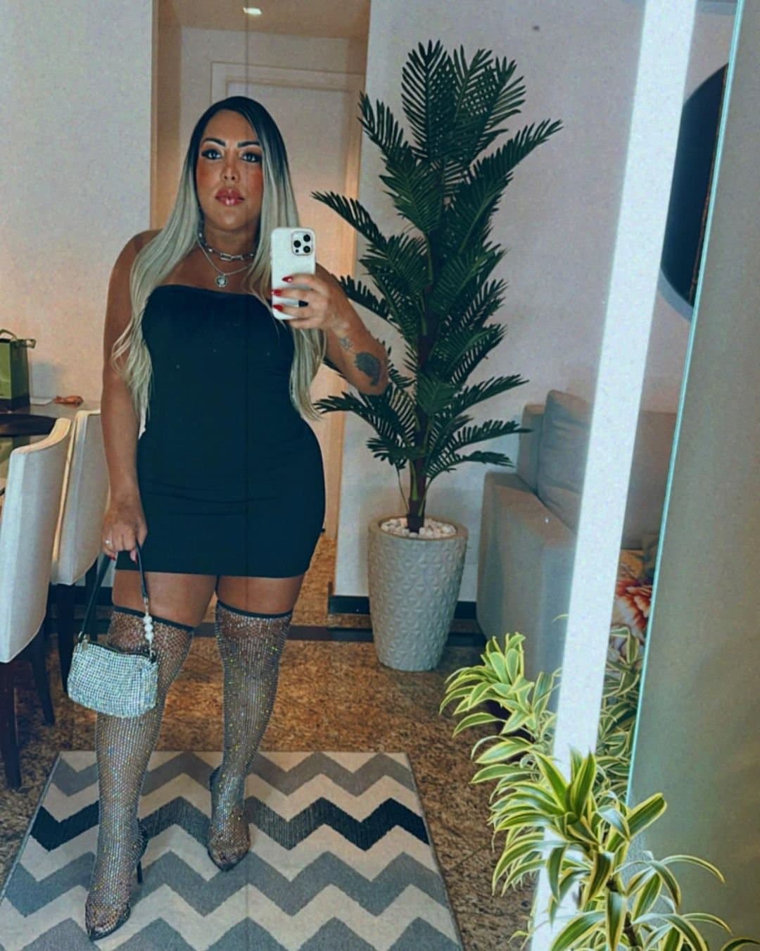 Click to view full size Aylla Gattina Trans Sexy Gostosa Cavala