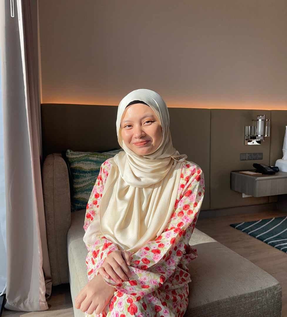 pretty face nice body make a masturbate video?