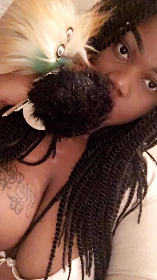 She so damn fine❤️???