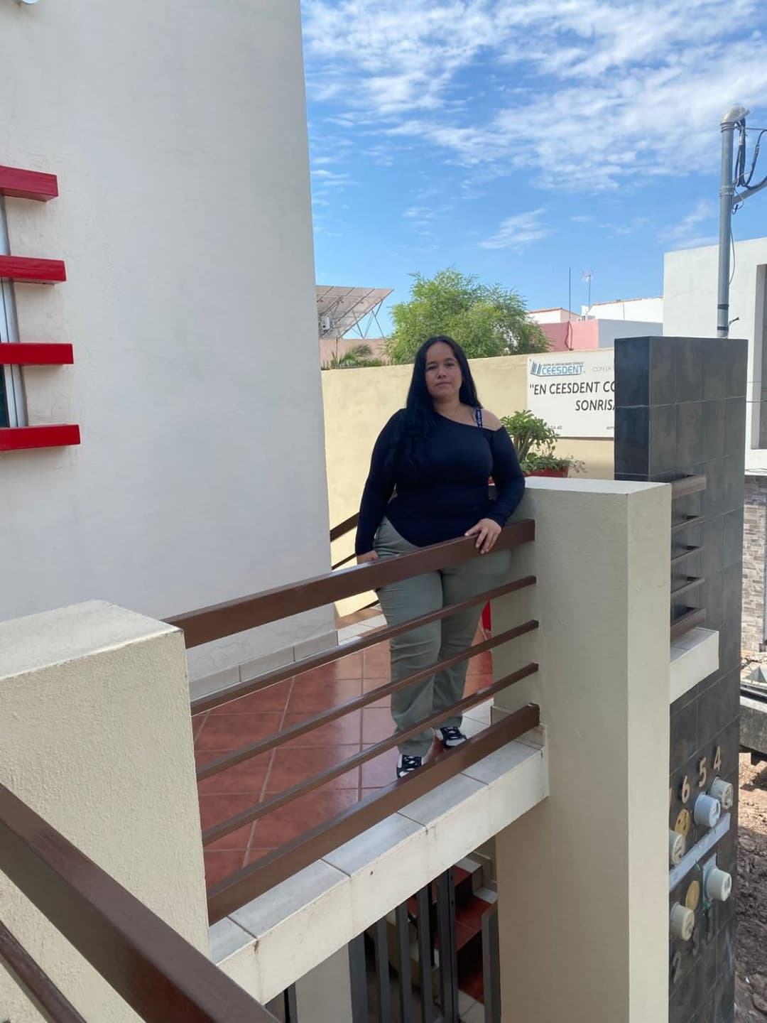 PEAR SHAPE THICK CURVY LATINA SSBBW BIG BOOTY ASS