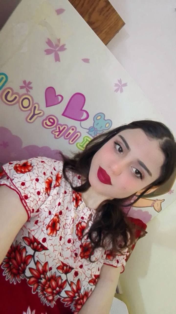 A veiled Arab girl with a soft body full of energy???