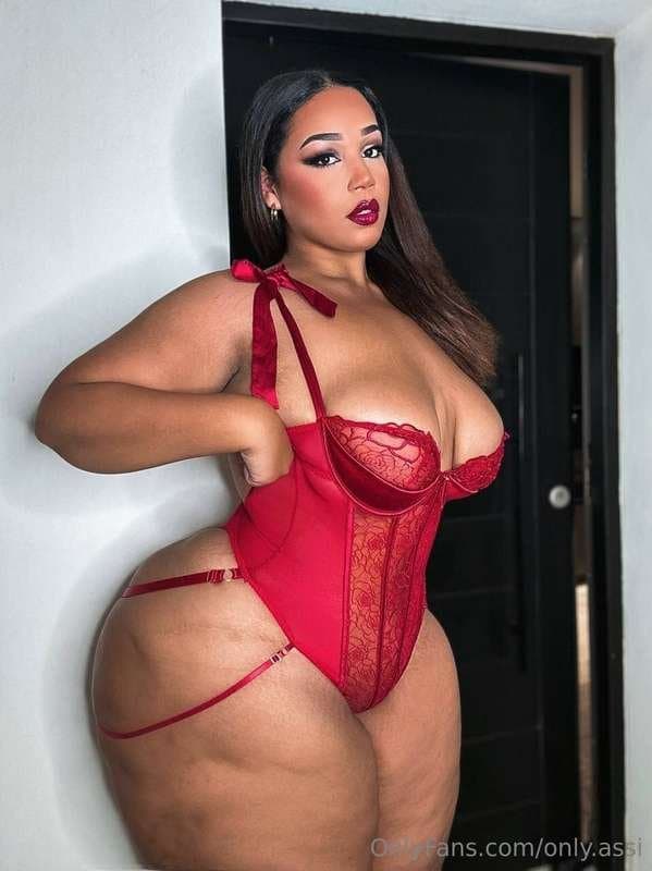 thick xxx_missassi SFW