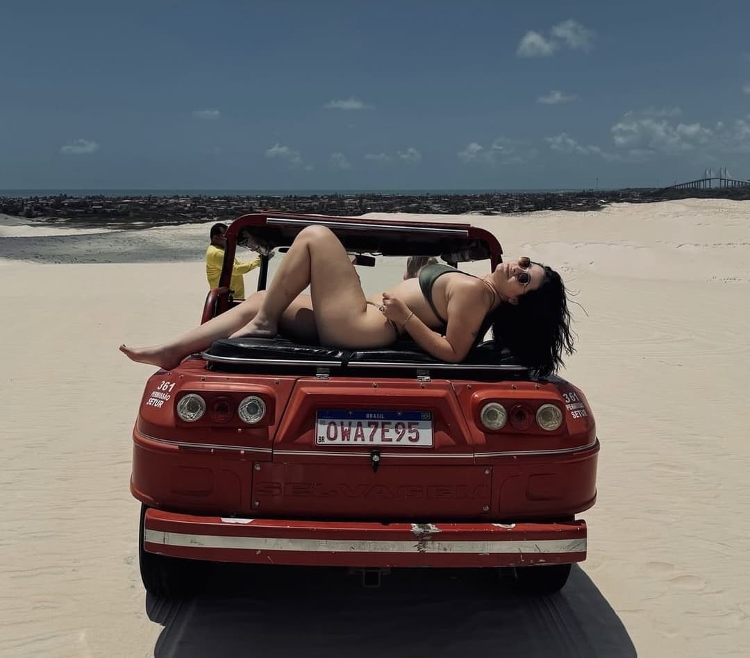 amigo vazou a puta rabuda gostosa do corno amigo dele! muito delícia