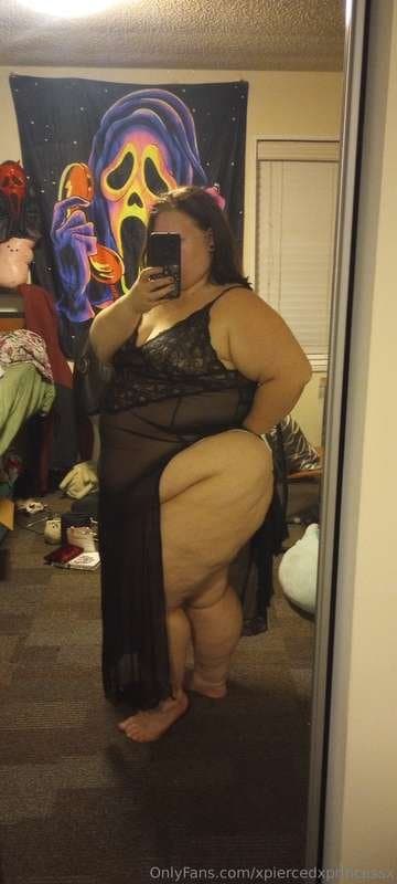 Horny Bbw celebrate new year with you