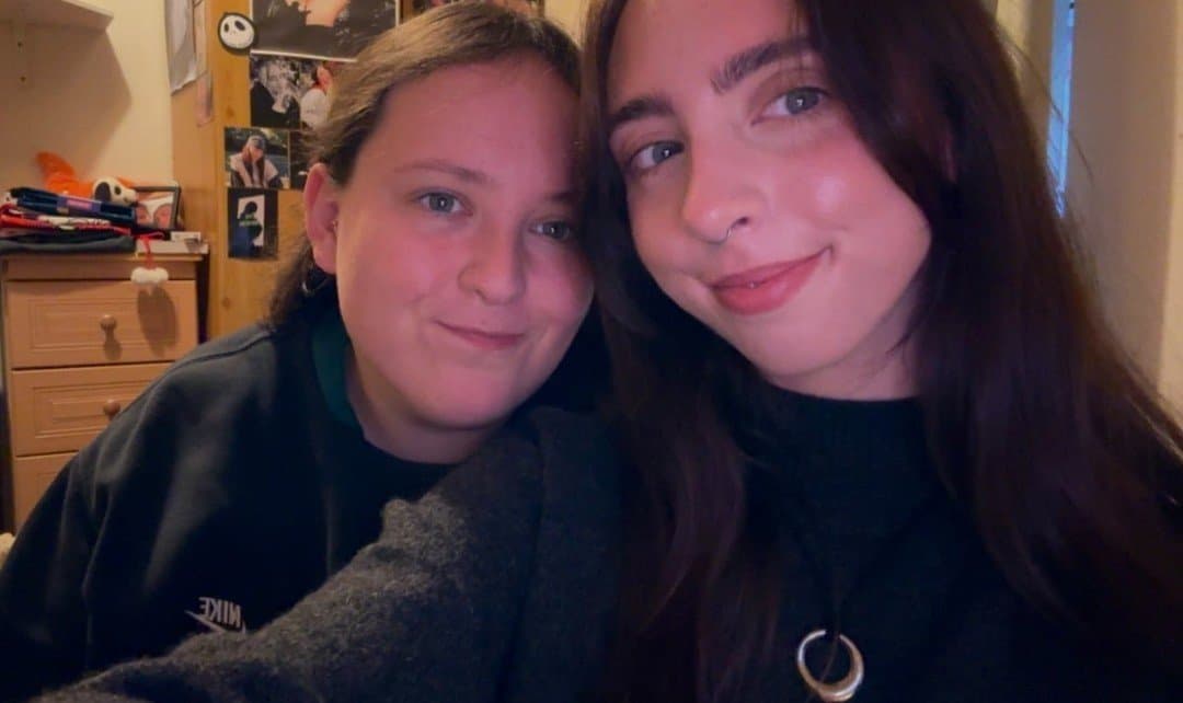 Lesbians paid hard Debt