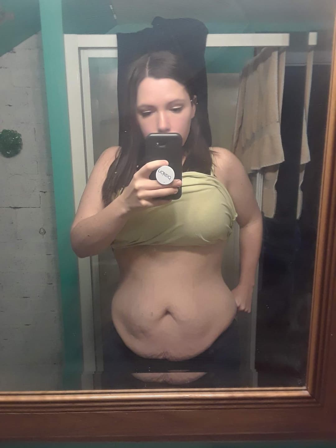 Click to view full size Back for good, Jess the fat fuck