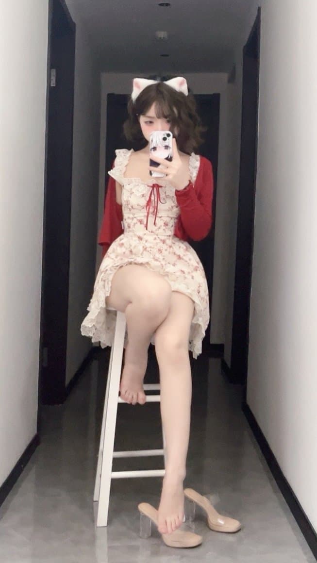 Click to view full size Cosplay-Bangni-Limited-girlfriend-MissKON.com-001