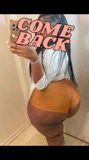 Thick chocolate ebony bbw big booty WET FAT PUSSY missionary pose NUDES LEAKED from her phone