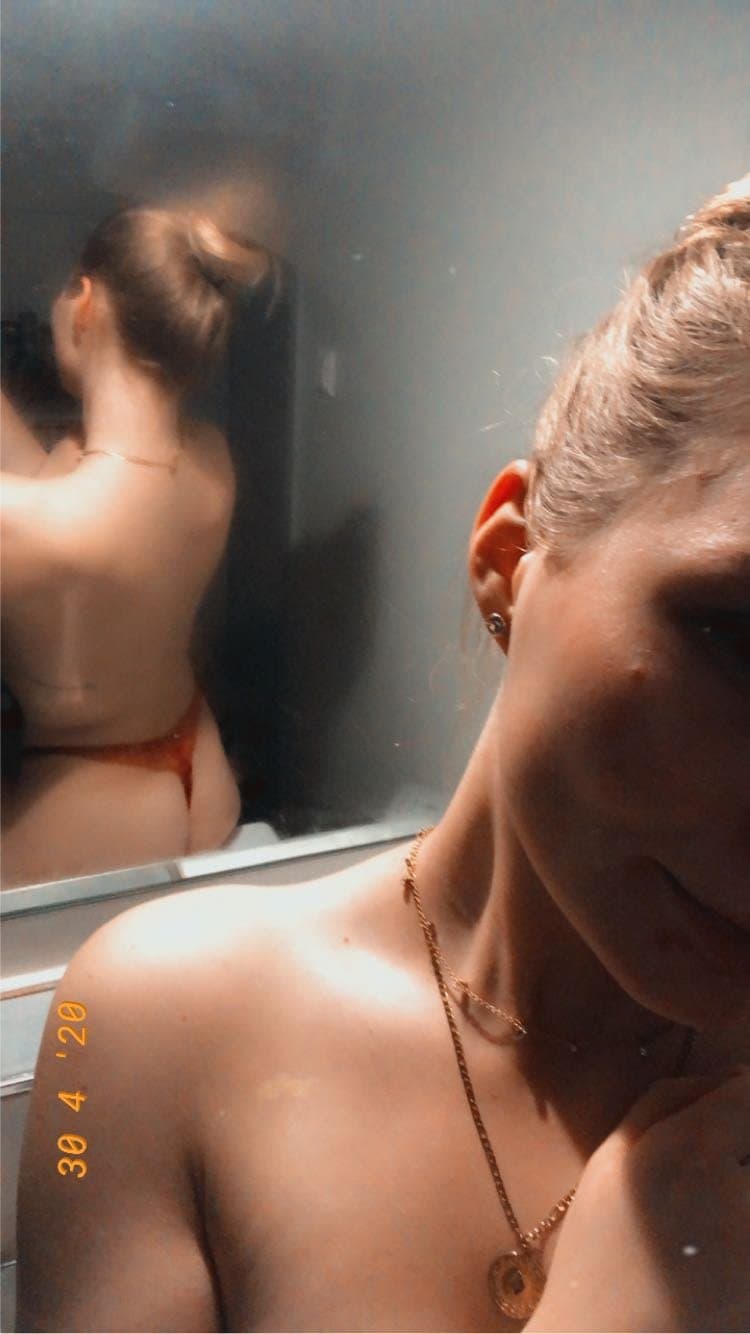 Elvira- posing for you