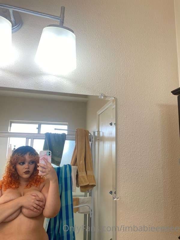 Mixed Race BBW Goth Babe ??