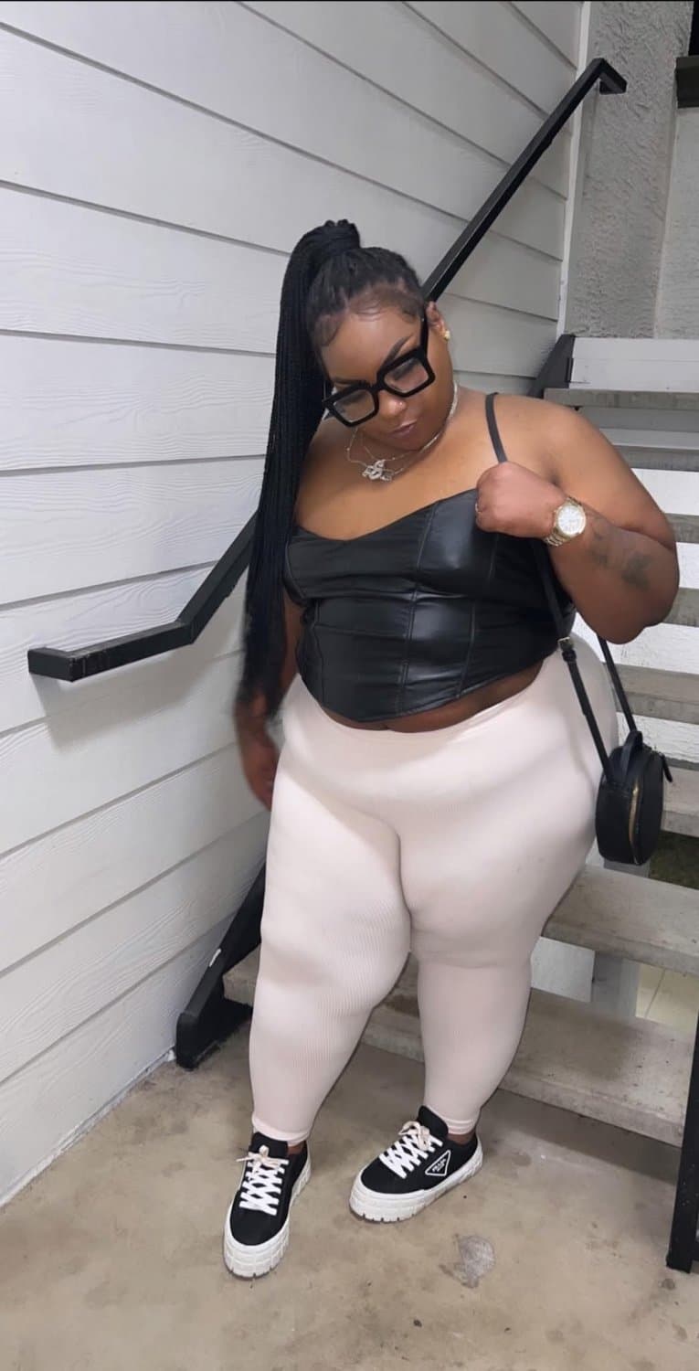 SEXY CHUNKY CHUBBY THICK CHOCOLATE EBONY BIG HUGE ASS SSBBW BBW
