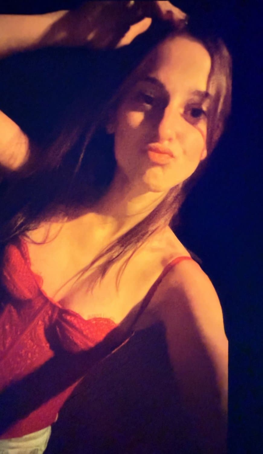 Big Tit 18 year old Sexy Slut Andi