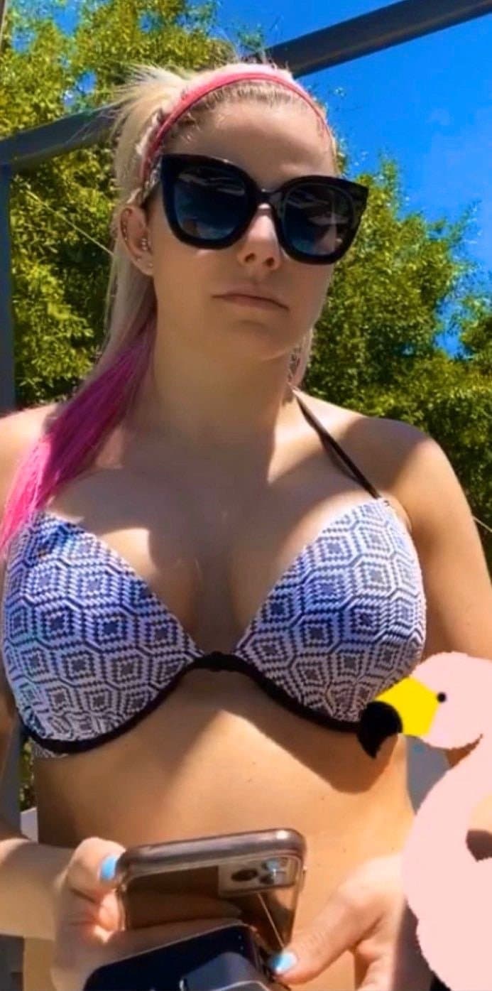 Alexa bliss la troia della wwe