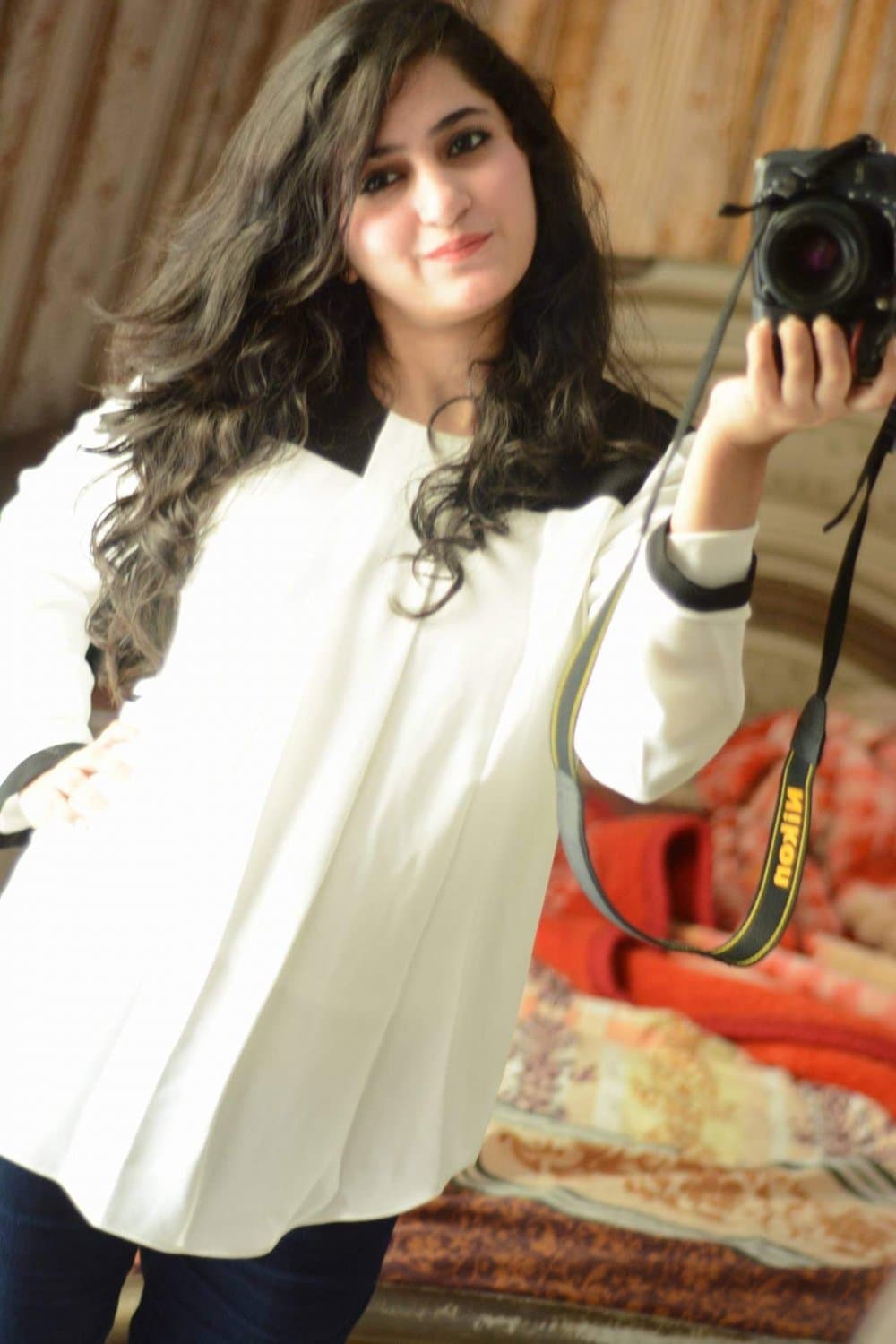 Click to view full size Pakistani girl sexy Resham gul Insta reshug1212 snap reshu121 num 03422278042