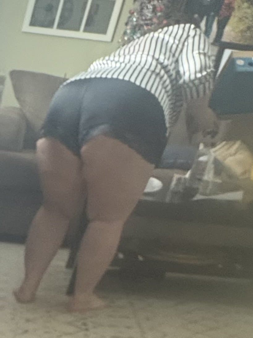 Mom’s fupa??