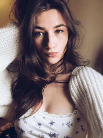 Tatum allie reed is a 18 yr old slut who craves attention