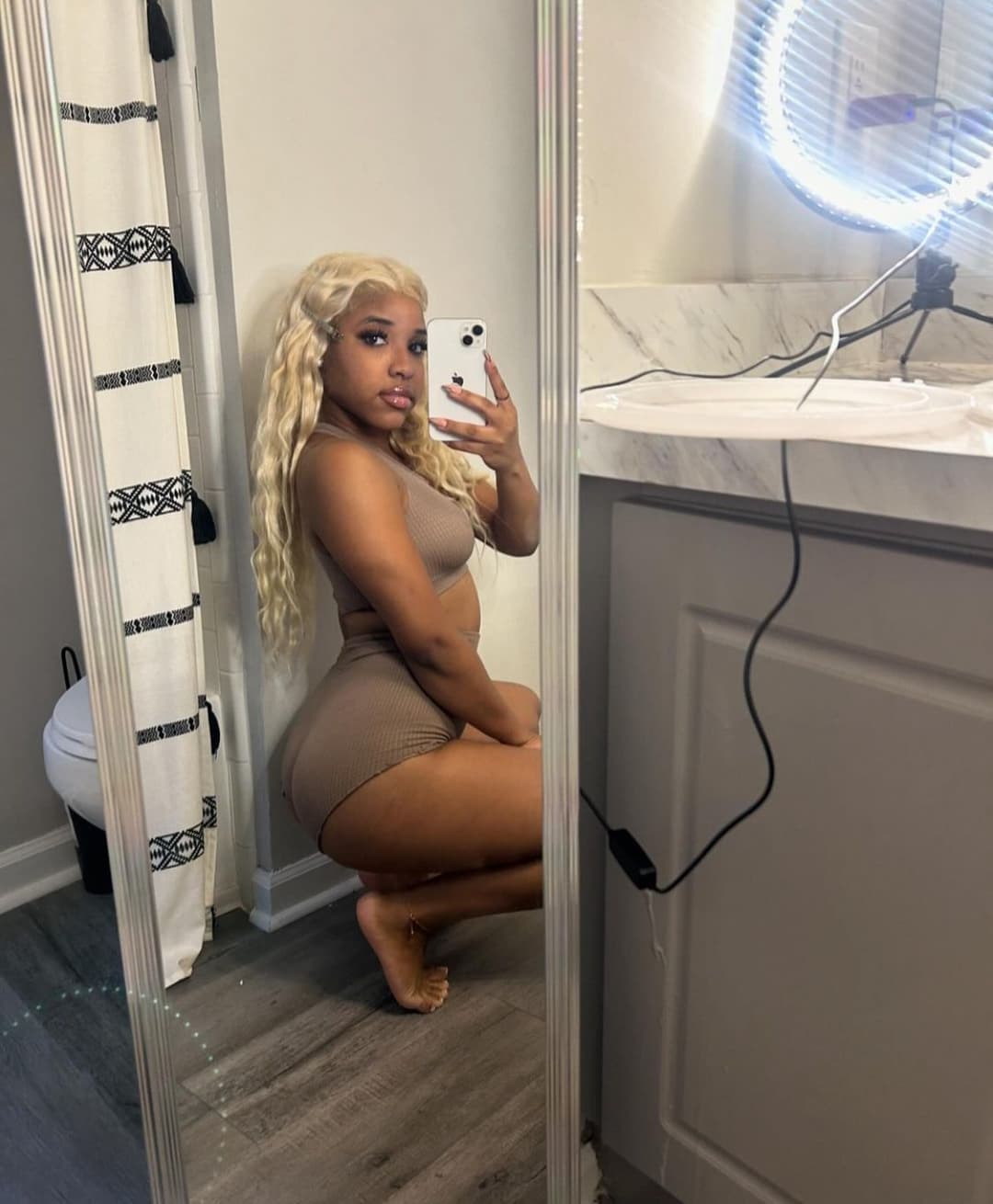 Gosm Love Baddies (Mya)24