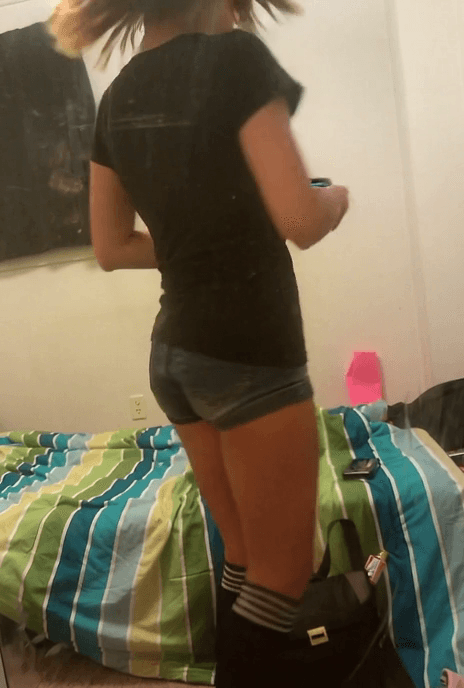 miki showing her panties