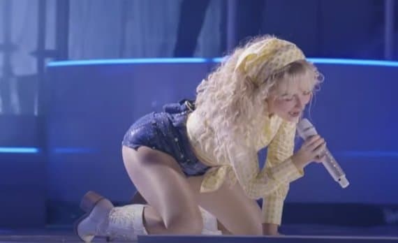 Sabrina Carpenter wants all her male fans to fuck her hard with their big cocks and cum inside her?