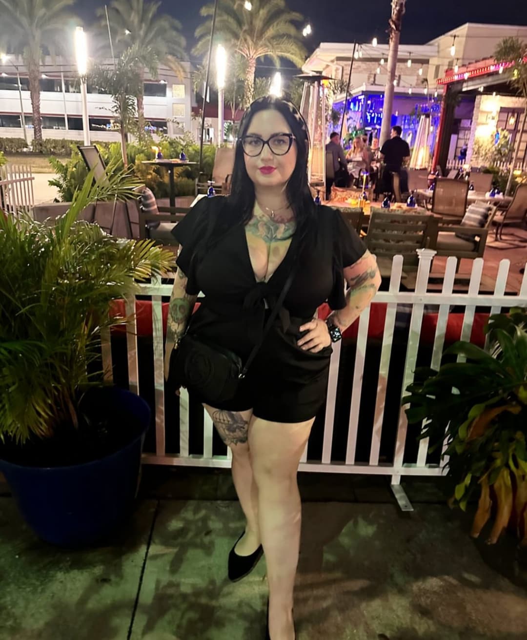 Big tits bbw goth slut