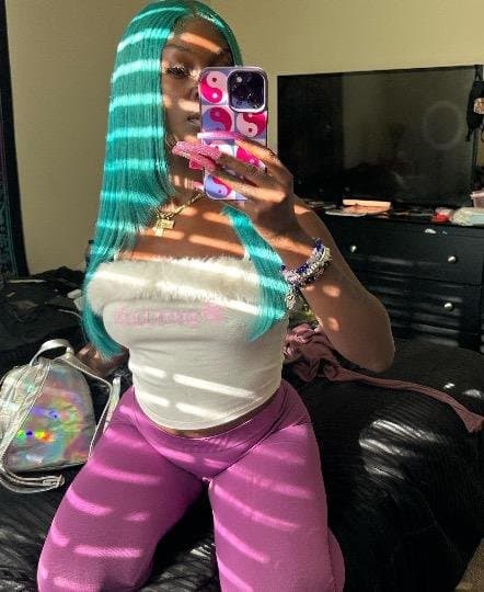 Petite and tall ebony sister BIG DILDO missionary solo fuck hermana casero