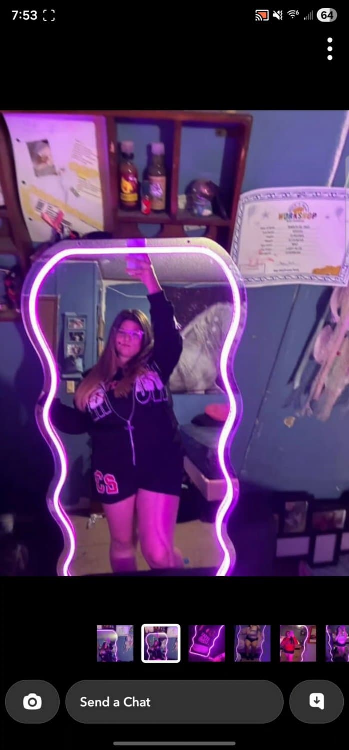 Click to view full size White bbw Yubo slut cock reaction