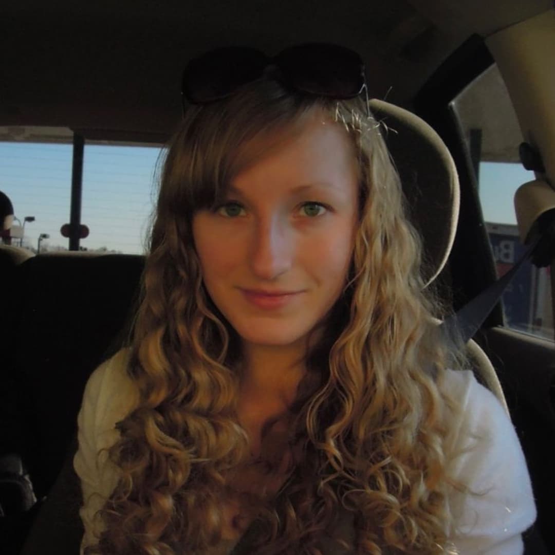 Ronda a miss 7 fingers kik: regularronda2