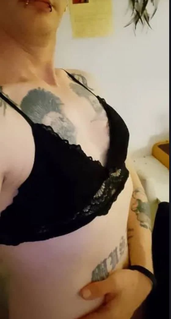 Click to view full size Cross dressing fun