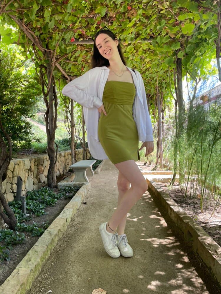 If you want to jerk to my irls dm me on here kik or tele to jerk to them or make fakes for them