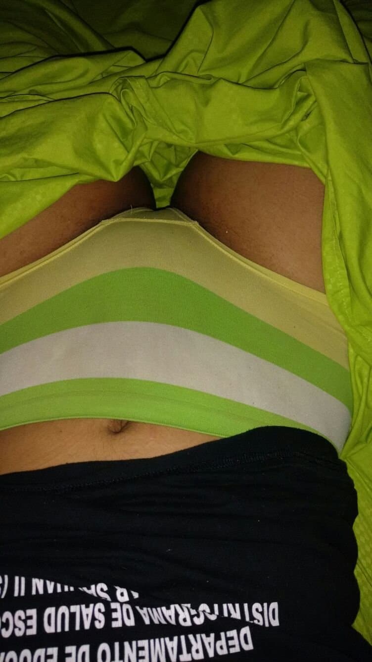 Yo toda hot papi me gusta que me vean toda es rico ser deseada