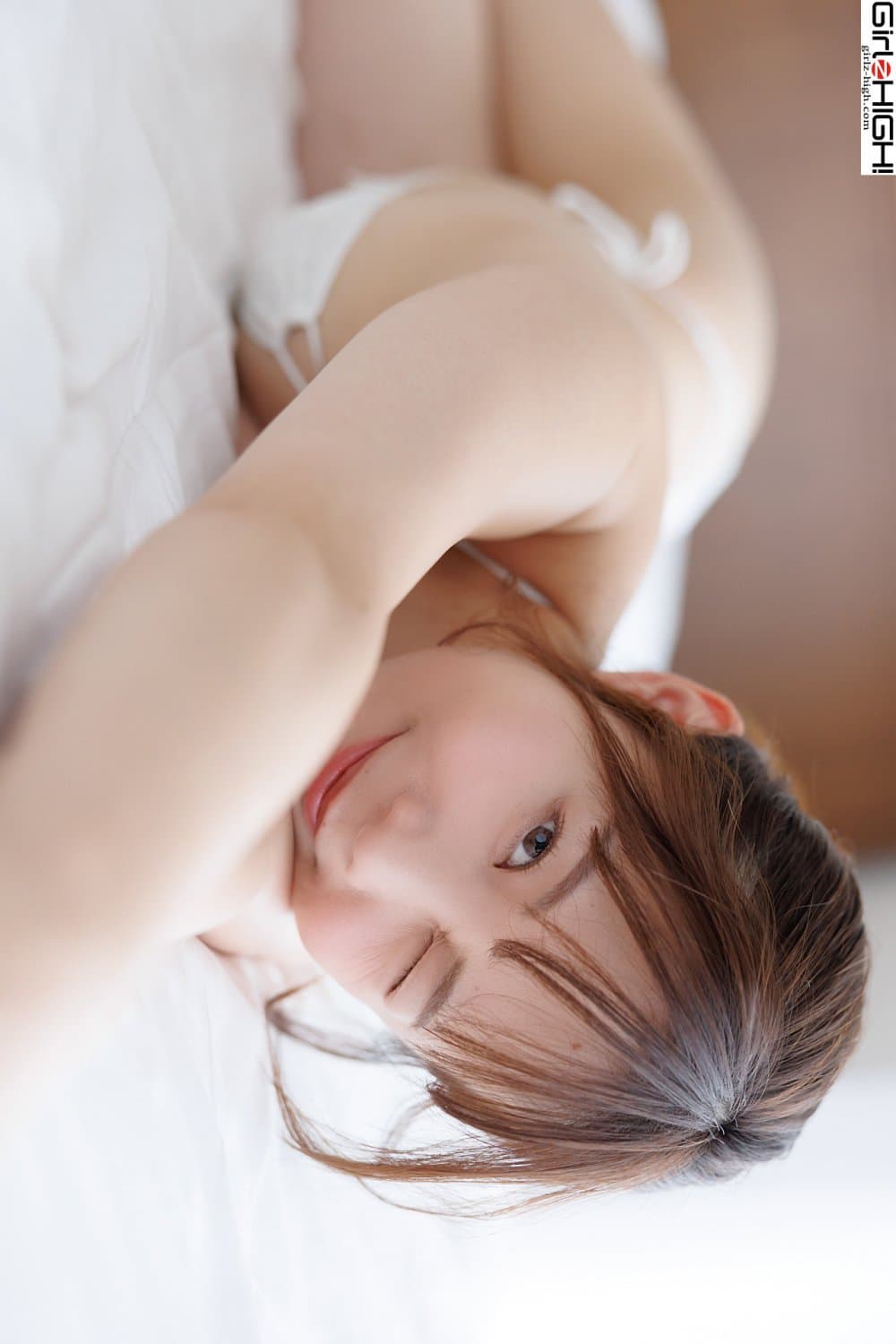 Mana 真奈, Girlz-High This is my last DVD in my 20s (bfaa_097_002)