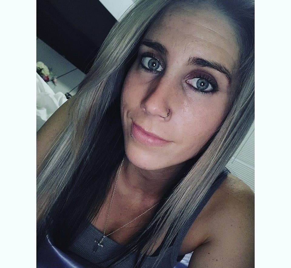 From G G W to weird hypnosis porn, Jessica’s online career didn’t exactly take off ?