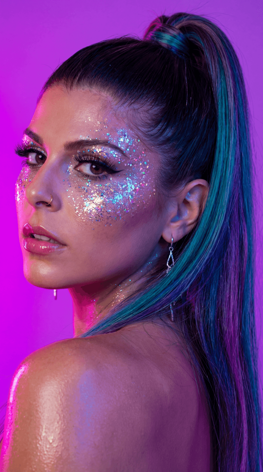 Hot Blondes & Brunette