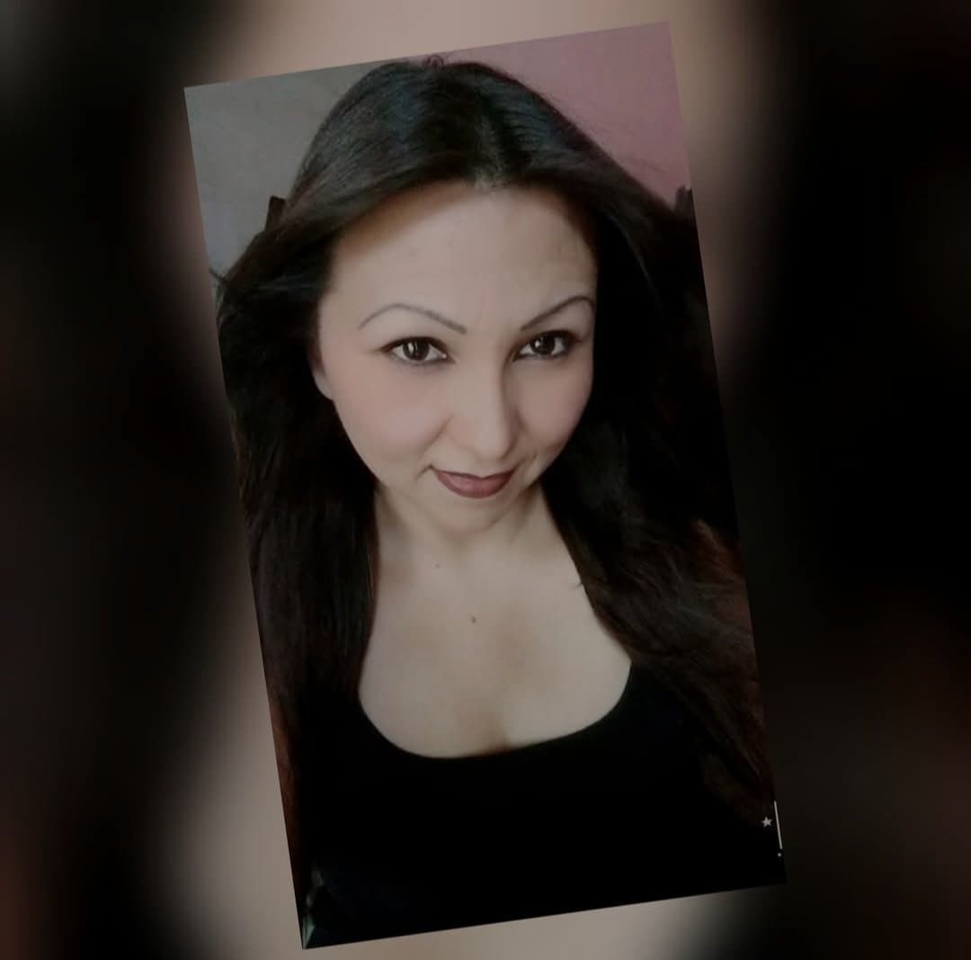 Señora cachonda y putita le gusta que se la follen tiene un culo perfecto que te vuelve loco