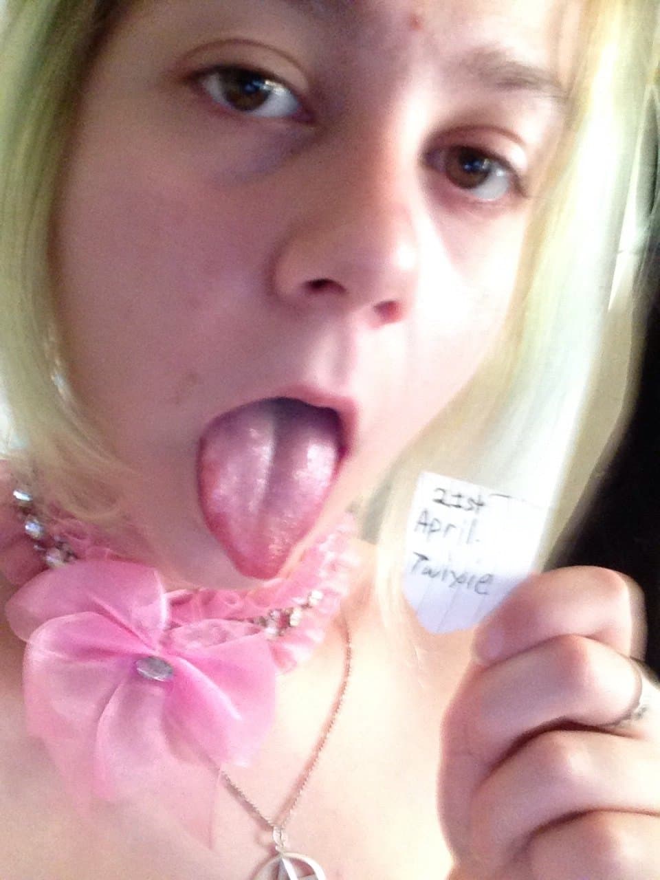 Emily scuderi aka twixie scuderi aka twixiepuppy old nude pics part 2