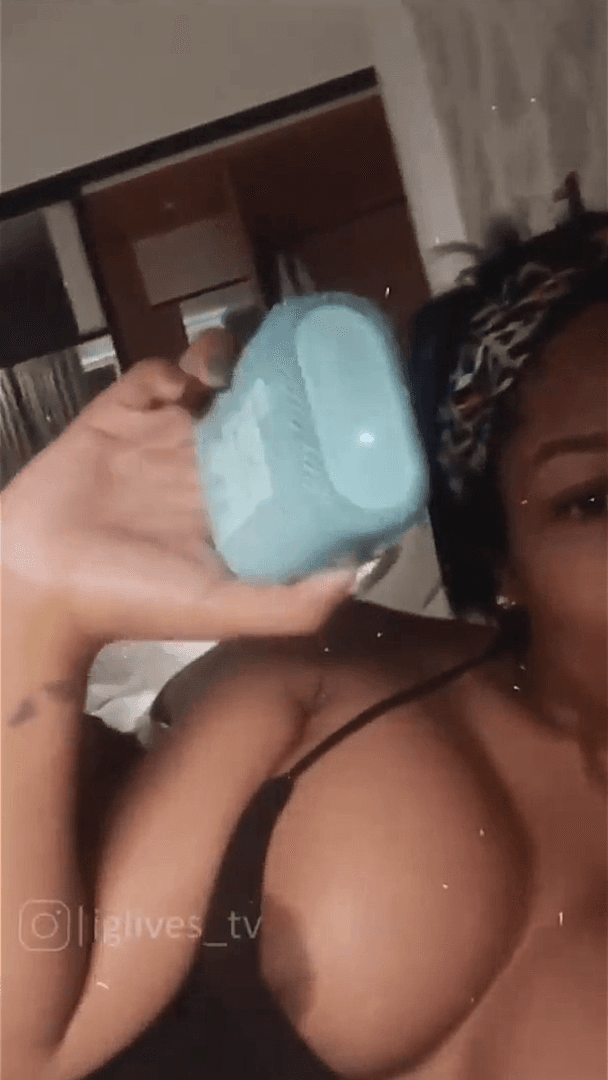 Click to view full size Busty Singer K. Michelle Nipple Slip ?