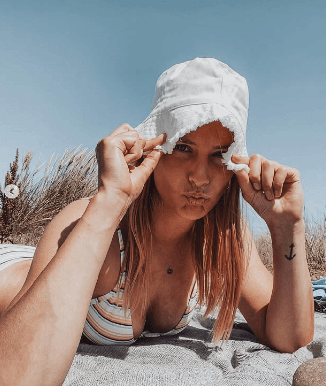 Click to view full size die Fickstute Leonie Isabell