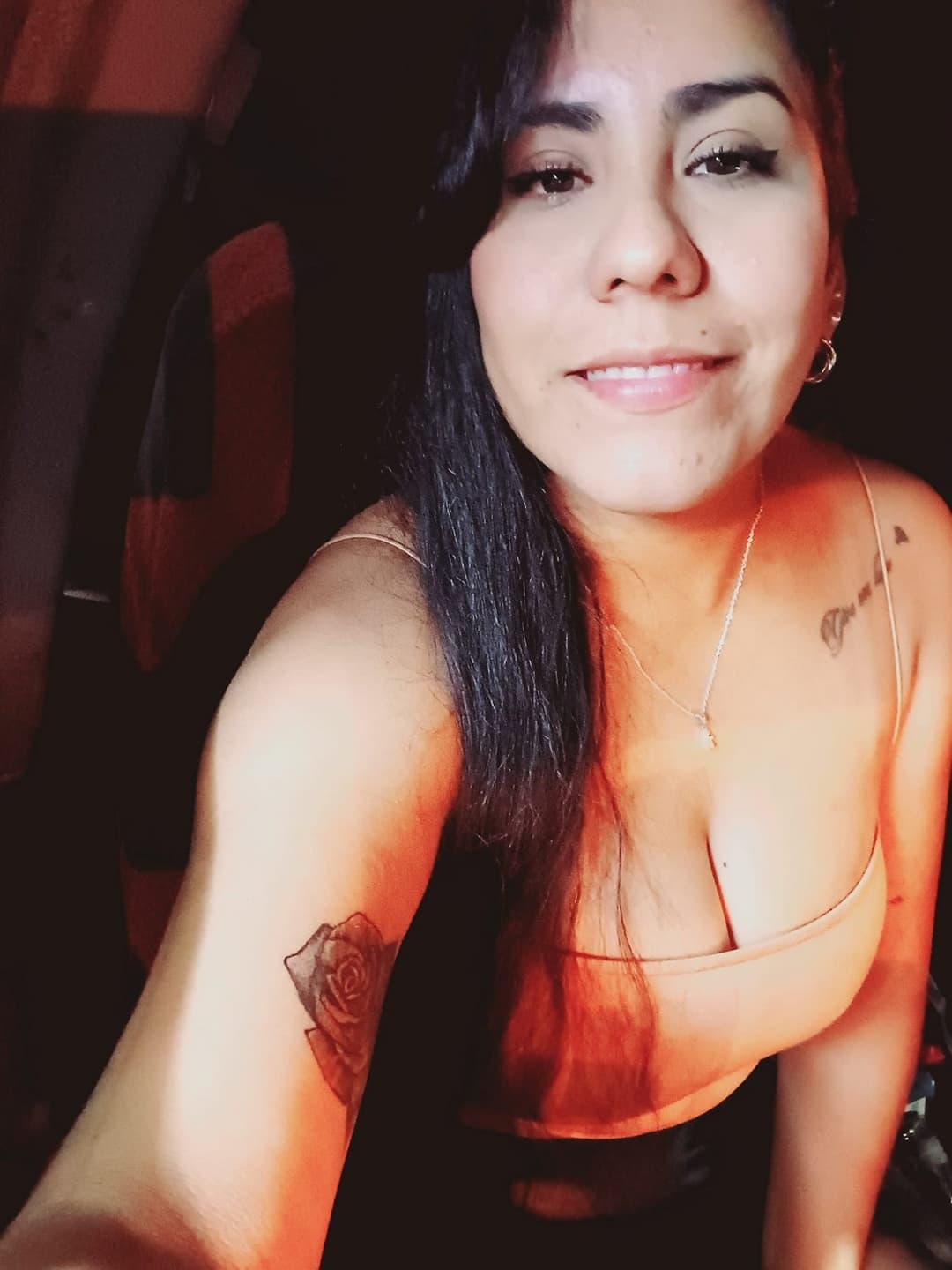 Mega tetona Argentina/Big Huge Tits Argentina -- (NoNude/Soft)