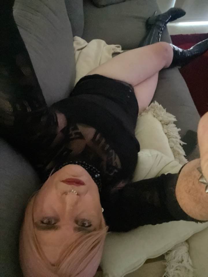 Sissy Cherry ? 43yo from QLD Australia ?? submissive bottom slutKik: Tailfeather81