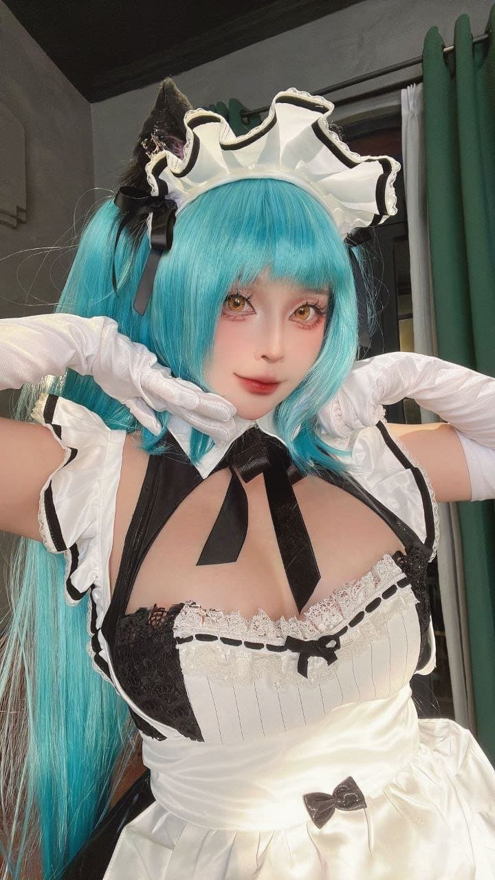 Sayo Momo Nikke Cosplay