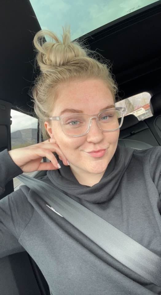 Brasileiro vazando os nudes da sua namorada gringa