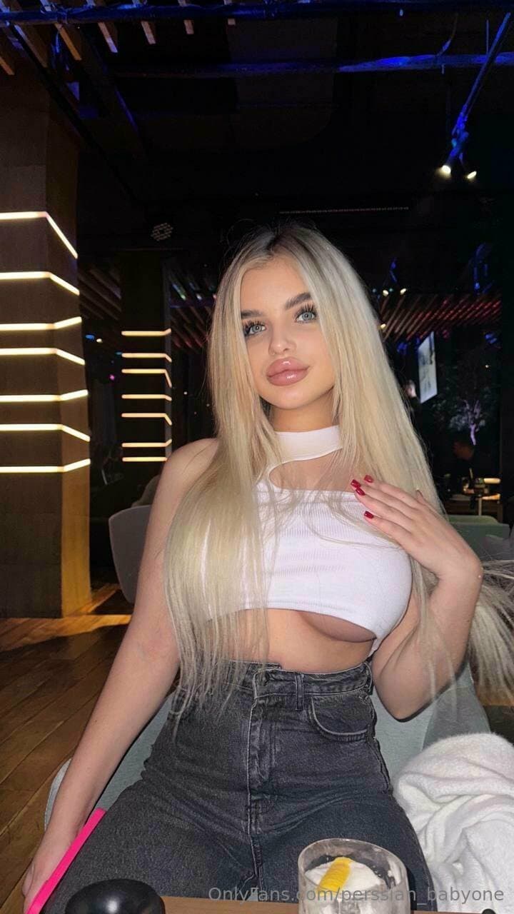 Perssian_babyone big fake lips big fake tits silicone bimbo